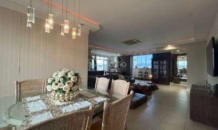 Duplex  249m², 4 dormitórios, 3 vagas no Balneário do Estreito