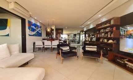 Apartamento de 128m² com 3 quartos sendo 1 suíte em Canasvieiras