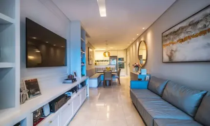 Apartamento de 74m² com 2 quartos sendo 1 suíte no Centro