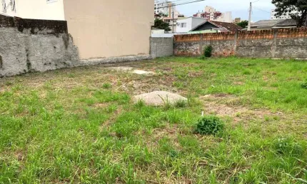 Terreno Residencial e Comercial à Venda - 300 m² em Capoeiras