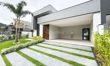 Casa de 169m² com 3 quartos sendo 1 suíte em Forquilhas