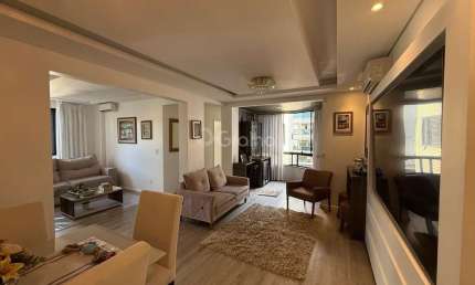 Apartamento de 110m² com 3 quartos sendo 1 suíte no bairro Balneário em Florianópolis