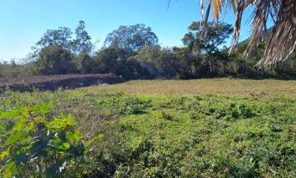 Terreno com 450 m² no bairro Ribeirão da Ilha em Florianópolis - SC
