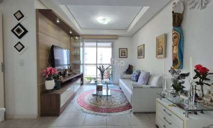 Apartamento de 78m² com 2 quartos sendo 1 suíte no Centro