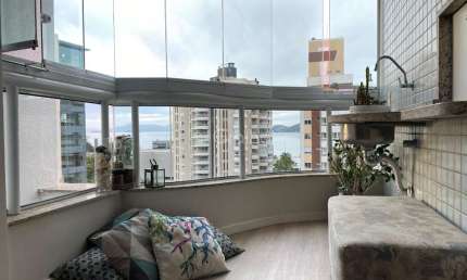 Apartamento de 73 m² com 2 quartos sendo 1 suíte na Agrônomica