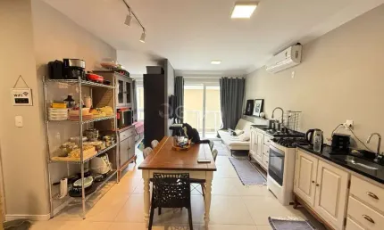Apartamento com 1 suíte e 66m² privativos na Cachoeira do Bom Jesus, Florianópolis