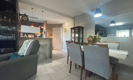 Apartamento de 89 m² com 3 quartos sendo 1 suíte na Trindade