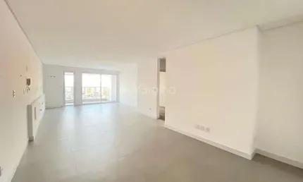 Apartamento de 124m² com 3 suítes no bairro canto em florianópolis