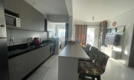 Apartamento de 83m² com 3 quartos sendo 1 suíte em Areias, São José