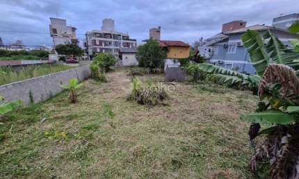 Terreno à venda na Avenida Campeche, --, Campeche, Florianópolis