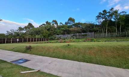 Terreno 382 m², no bairro Campeche, Florianópolis - SC