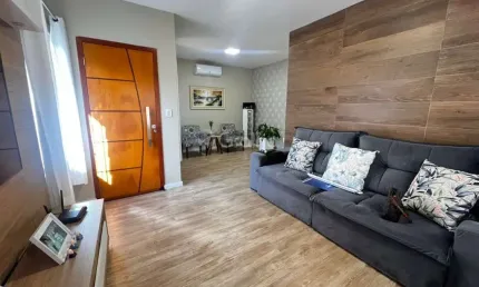 Casa de 142m² com 3 quartos sendo 1 suíte no bairro Balneário do Estreito