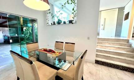 Casa Residencial de 114m² com 3 quartos na Ponta de Baixo