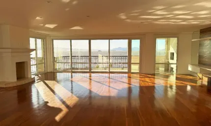Apartamento com 4 suítes e 316m² privativos na Beira-Mar Norte, Florianópolis