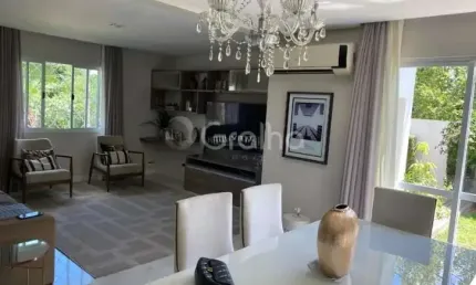Casa residencial de 260 m² com 3 quartos sendo 3 suítes