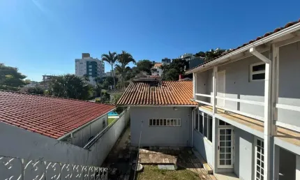 Casa de 482m² com 6 quartos sendo 3 suítes no Pantanal
