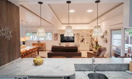 Apartamento de 236m² com 5 quartos sendo 3 suítes na Daniela