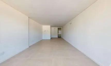 Sala comercial com 333 m² no bairro Saco dos Limões