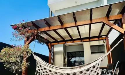 Casa com 3 suítes a 500 m do mar  no bairro campeche
