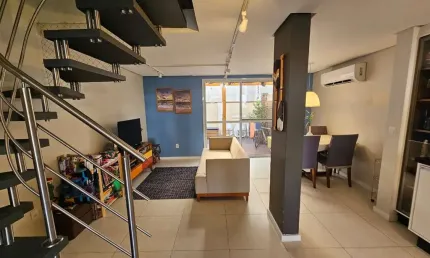 Casa com 96m² com 2 suítes no bairro morro das pedras