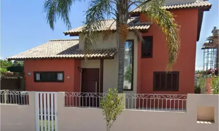 Casa com 3 quartos à venda na Rua Grumixama, --, Campeche, Florianópolis