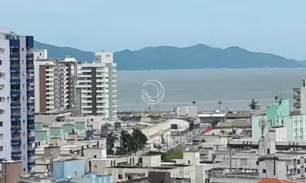 Apartamento com 3 quartos à venda na Rua Brasilpinho, --, Kobrasol, São José