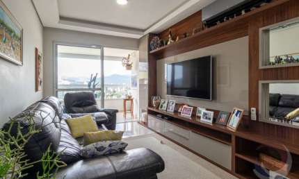 Apartamento com 3 quartos à venda na Rua Graciliano Ramos, --, Agronômica, Florianópolis