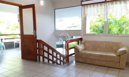 Casa Residencial de 5 dorms no bairro Jurerê Internacional