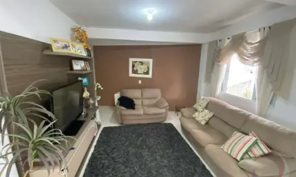 Casa Residencial de 3 dorms no bairro Jardim Atlântico