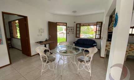 Apartamento de 4 dorms no bairro Ingleses Do Rio Vermelho