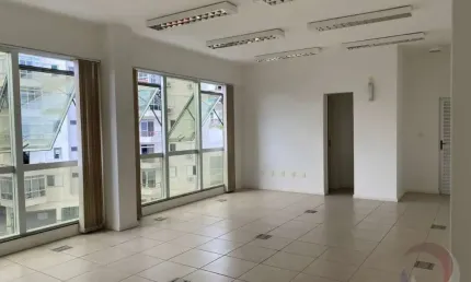Sala comercial à venda na Avenida Mauro Ramos, --, Centro, Florianópolis