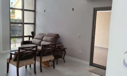 Casa Residencial de 4 dorms no bairro Barra Da Lagoa