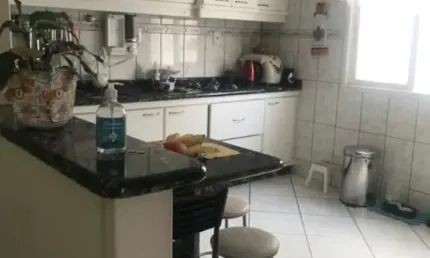 Casa com 3 quartos à venda na Rua Manoel Loureiro, --, Barreiros, São José