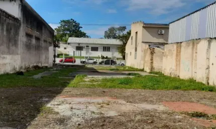 Terreno à venda na Rua Santos Saraiva, --, Estreito, Florianópolis