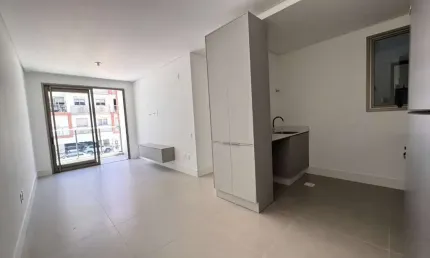 Apartamento de 2 quartos sendo 1 suíte no Córrego Grande