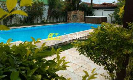 Casa com 5 dorms, Maracanã, Praia Grande - R$ 1.5 mi, Cod: 4524