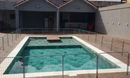LOUCURA. LOUCURA. GRANDE OPORTUNIDADE. Linda casa isolada toda mobiliada, no Jardim Mathilde, Canto do Forte.