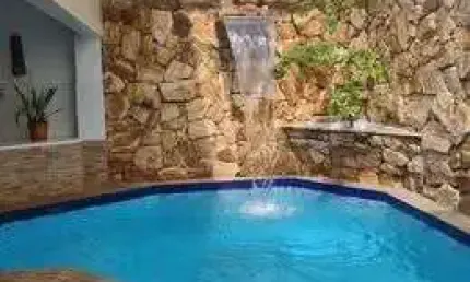 Exclusividade'. excelente oportunidade, um lindo sobrado de 03 dormitórios, sendo 01 suíte.