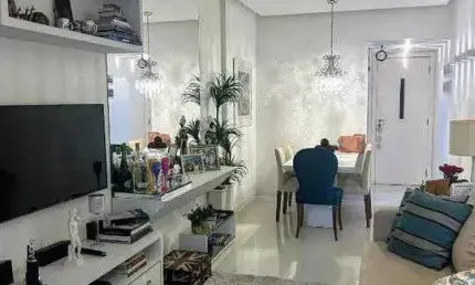 Apartamento para Venda, Salvador / BA, bairro Pituba, 2 dormitórios, sendo 1 suíte, 2 banheiros, 2 vagas de garagem, mobiliado, área total 60,00 m², área útil 60,00 m²