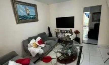 Casa Duplex, 3/4, 1 Suíte, 1 Vaga, Condomínio Petromar no bairro Stella Maris. Com 3 dormitórios, sendo 1 suíte, possui 2 banheiros, 1 vaga de garagem, 1 sala, acomoda 6 pessoas, l