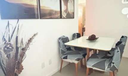Apartamentono Rio Vermelho 3 Quartos 1 Suíte  reformado e semimobiliado com varanda e 1 vaga de garagem no