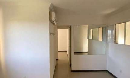 Apartamento lindo, reformado, 2/4, 1° andar, escada, no Trobogy no Condomínio Asa