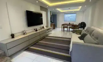 Casa duplex, fino acabamento, 3/4 suítes, 160m2,  3 vagas, em cond. com piscina, buraquinho/miragem, lauro de freitas / ba, ponto de referência colégio adventista e sartre