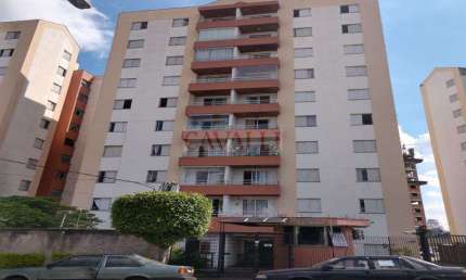 Lindo apartamento, armários em todos ambientes, fino acabamento
