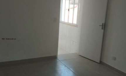 Sobrado para Locação em São Paulo, Cidade Patriarca, 3 dormitórios, 1 suíte, 2 banheiros, 2 vagas