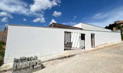 Casa 3 dormitórios para Venda em Contagem, Tropical, 3 dormitórios, 1 suíte, 1 banheiro, 2 vagas