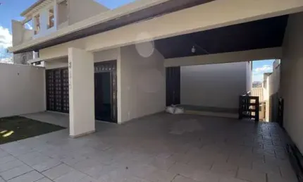 Casas 3 e 4 Quartos para Venda em Betim, Espírito Santo, 3 dormitórios, 1 suíte, 4 banheiros, 4 vagas