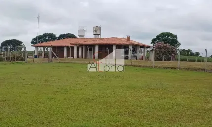 Chácara / sítio com 4 quartos à venda na Rua Coronel Licínio, 1, Centro, Buri por R$ 15.100.000
