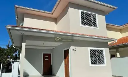 Casa à venda no bairro Ingleses do Rio Vermelho - Florianópolis/SC