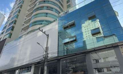 Apartamento com 3 quartos para alugar na Rua 3144, 188, Centro, Balneário Camboriú